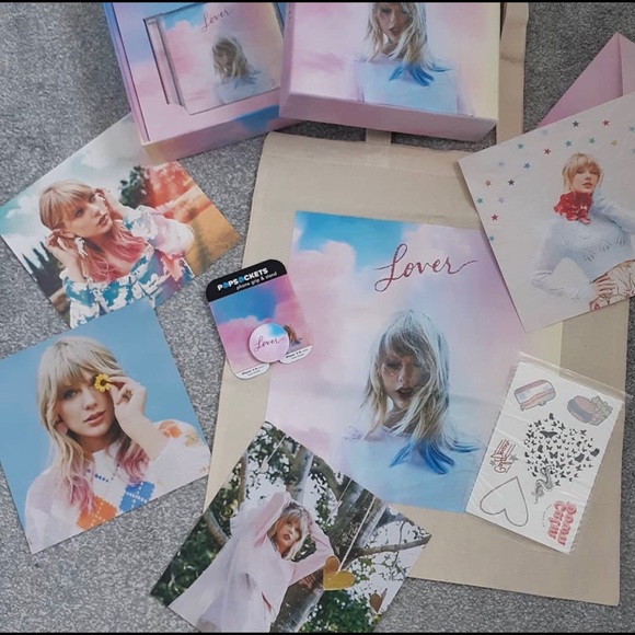 NEW sealed taylor swift VIP lover era deluxe box set tote bag popsocket poster - Picture 4 of 16